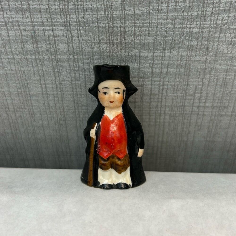 Vtg 1940-50's Occupied Japan Mini Toby Jug Porcelain Vase Small Figurine Pilgrim